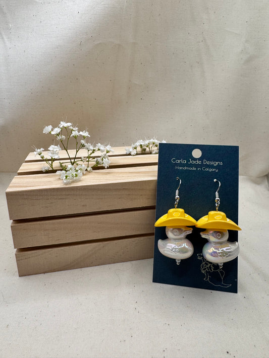 Howdy Duck Earrings - Yellow & White