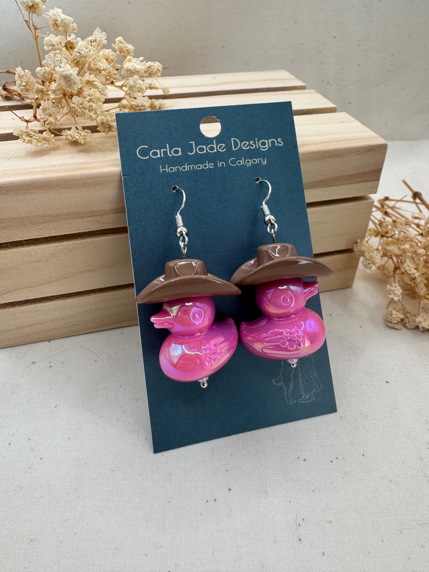 Howdy Duck Earrings - Brown & Dark Pink
