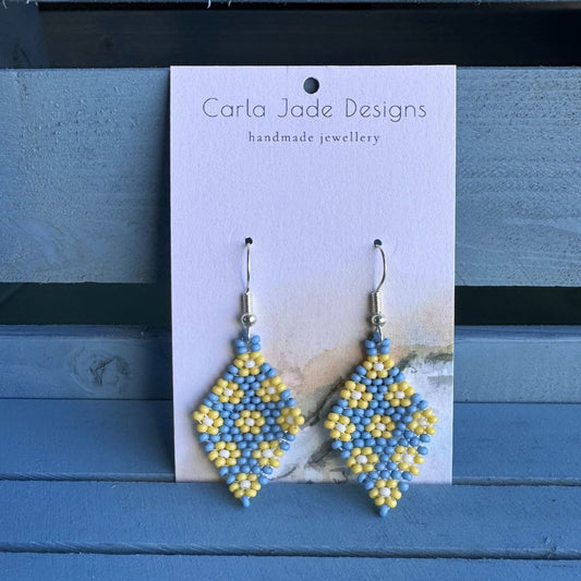 Flower Diamond - Blue, Yellow & White