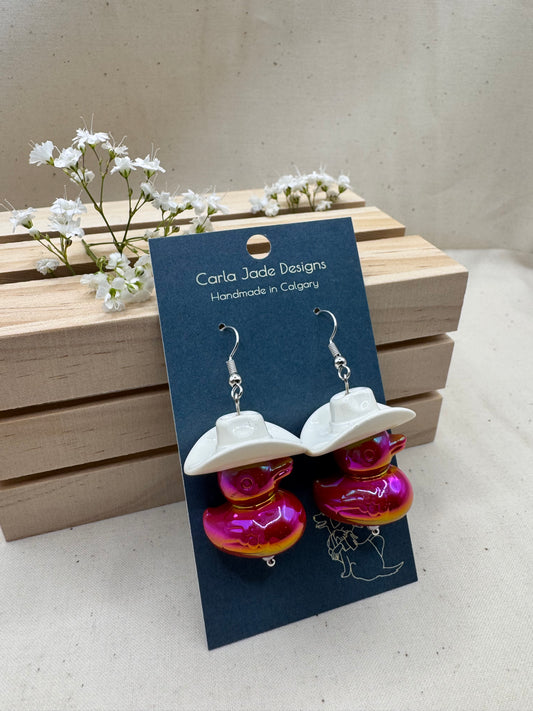 Howdy Duck Earrings - White & Red
