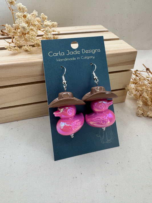 Howdy Duck Earrings - Brown & Dark Pink
